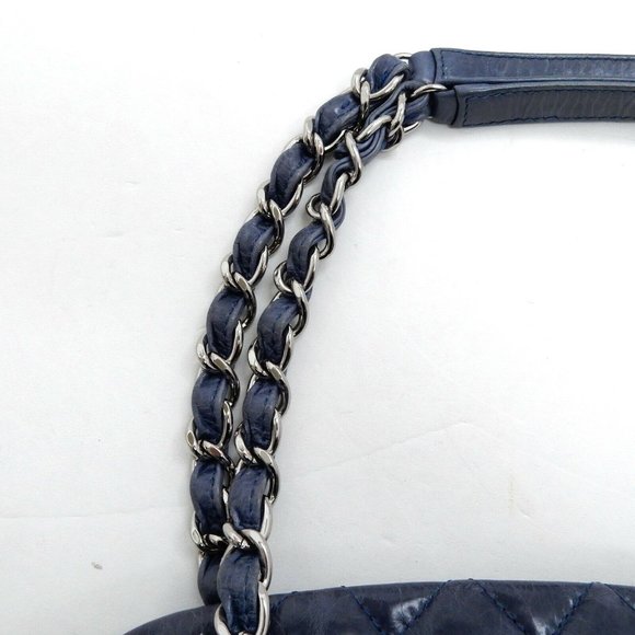 CHANEL RARE BLUE CHAIN HANDBAG!! SALE!! - Picture 10 of 14